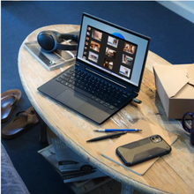 Load image into Gallery viewer, SanDisk Ultra Curve 3.2 Flash Drive
