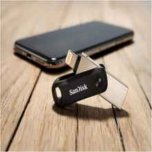 Load image into Gallery viewer, SanDisk iXpand Flash Drive Go
