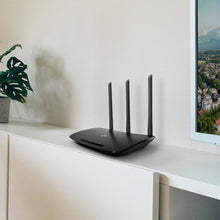 Load image into Gallery viewer, TP-Link 450Mbps Wireless N Router
